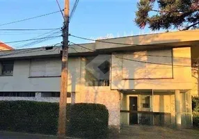 Foto 1 de Casa com 7 Quartos para venda ou aluguel, 490m² em Higienópolis, Porto Alegre