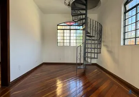 Foto 1 de Casa com 4 Quartos à venda, 85m² em Dona Clara, Belo Horizonte