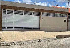 Foto 1 de Casa com 3 Quartos à venda, 360m² em Poço, Recife