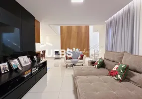 Foto 1 de Sobrado com 3 Quartos à venda, 206m² em Jardim Mariliza, Goiânia