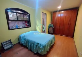 Foto 1 de Casa com 3 Quartos à venda, 140m² em Jardim Santo Andre, Santo André