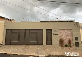 Foto 1 de Casa com 3 Quartos à venda, 173m² em Oneida Mendes, Uberaba