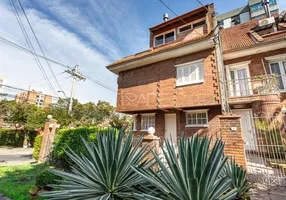 Foto 1 de Casa com 3 Quartos à venda, 233m² em Tristeza, Porto Alegre