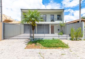 Casa na Rua Fagundes Varela, 1817, Bacacheri, Curitiba - PR - ID