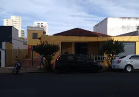 Foto 1 de Casa com 5 Quartos à venda, 260m² em Marília, Marília