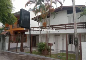 Foto 1 de Imóvel Comercial para alugar, 283m² em São João, Porto Alegre