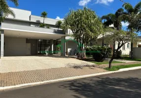 Foto 1 de Casa de Condomínio com 3 Quartos para alugar, 445m² em Unileste, Piracicaba