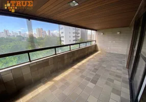 Foto 1 de Apartamento com 3 Quartos à venda, 289m² em Torre, Recife