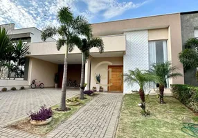 Foto 1 de Casa de Condomínio com 3 Quartos para venda ou aluguel, 190m² em Jardim Residencial Dona Lucilla , Indaiatuba