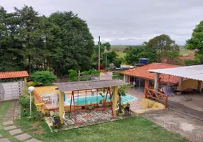 Foto 1 de Fazenda/Sítio com 3 Quartos à venda, 460m² em , Guararema