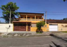 Foto 1 de Sobrado com 5 Quartos à venda, 260m² em São Fernando, Itanhaém
