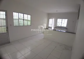 Foto 1 de Casa com 2 Quartos para alugar, 75m² em Capão Redondo, São Paulo