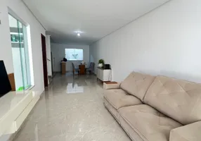 Foto 1 de Casa de Condomínio com 3 Quartos para alugar, 173m² em Buraquinho, Lauro de Freitas