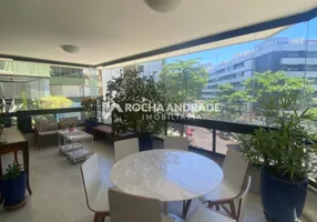 Foto 1 de Apartamento com 4 Quartos à venda, 248m² em Ondina, Salvador