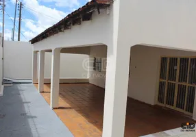 Foto 1 de Casa com 3 Quartos à venda, 170m² em CPA II, Cuiabá