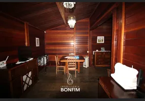 Foto 1 de Casa com 4 Quartos à venda, 154m² em Santa Felicidade, Curitiba