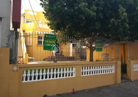 Foto 1 de Casa com 6 Quartos à venda, 200m² em Centro, Santa Maria