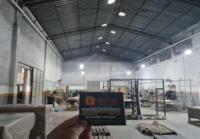 Foto 1 de Galpão/Depósito/Armazém à venda, 3500m² em Vila Santa Cruz, Duque de Caxias