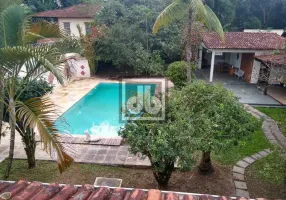 Foto 1 de Casa com 3 Quartos à venda, 502m² em Vargem Grande, Rio de Janeiro