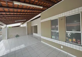 Foto 1 de Casa de Condomínio com 3 Quartos à venda, 170m² em Água Verde, Curitiba