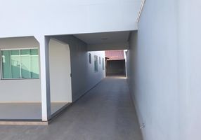 Foto 1 de Sobrado com 6 Quartos à venda, 350m² em Centro, Guanambi