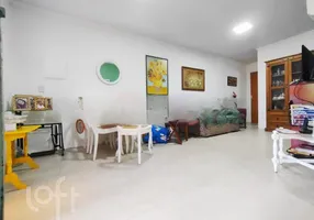 Foto 1 de Casa com 2 Quartos à venda, 130m² em Glória, Porto Alegre