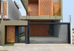 Foto 1 de Casa com 3 Quartos à venda, 178m² em Bom Jardim, Maringá