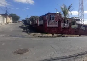 Foto 1 de Casa com 2 Quartos à venda, 140m² em Senhora das Graças, Betim