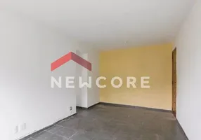 Foto 1 de Apartamento com 2 Quartos à venda, 60m² em Taquara, Rio de Janeiro