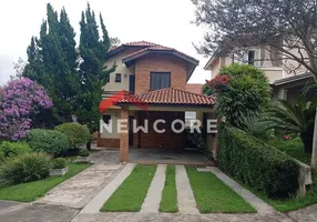 Foto 1 de Casa de Condomínio com 3 Quartos à venda, 240m² em Jardim Lambreta, Cotia