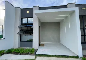 Foto 1 de Casa de Condomínio com 2 Quartos à venda, 77m² em Centro, Aquiraz