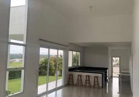 Foto 1 de Casa de Condomínio com 4 Quartos à venda, 260m² em Condominio Fazenda Alta Vista, Salto de Pirapora