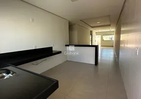 Foto 1 de Casa com 3 Quartos à venda, 201m² em Planalto, Montes Claros