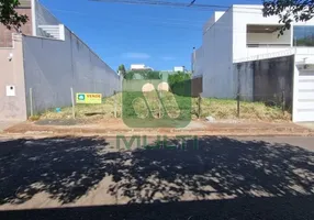 Foto 1 de Lote/Terreno com 1 Quarto à venda, 598m² em Morada da Colina, Uberlândia