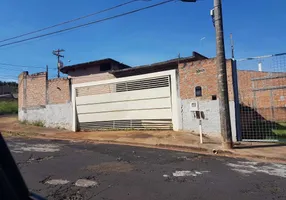 Foto 1 de Casa com 3 Quartos à venda, 205m² em Vila Santana, Araraquara