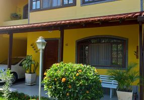 Foto 1 de Casa de Condomínio com 4 Quartos à venda, 152m² em Campo Grande, Rio de Janeiro