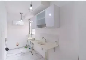 Foto 1 de Apartamento com 2 Quartos para alugar, 38m² em Jardim Boa Vista, São Paulo