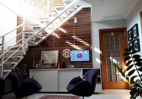 Foto 1 de Casa com 4 Quartos à venda, 200m² em Vila Frezzarin, Americana