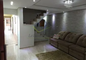 Foto 1 de Sobrado com 3 Quartos à venda, 280m² em Jardim Santa Rita de Cassia, Suzano