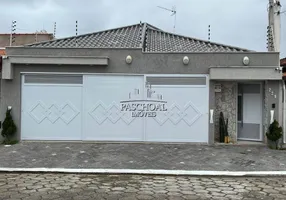 Foto 1 de Casa com 3 Quartos à venda, 180m² em Balneário Maracanã, Praia Grande