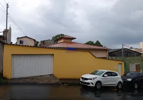 Foto 1 de Casa com 4 Quartos à venda, 128m² em Milionários, Belo Horizonte
