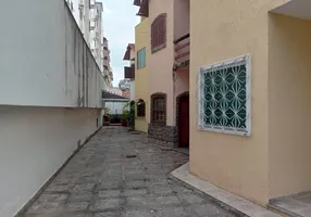 Foto 1 de Casa de Condomínio com 3 Quartos à venda, 79m² em Braga, Cabo Frio