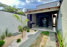 Foto 1 de Casa com 2 Quartos à venda, 90m² em Parque das Flores, Goiânia
