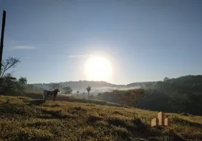 Foto 1 de Lote/Terreno à venda, 110000m² em Charneca, Betim