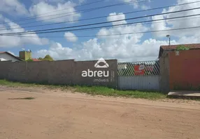 Foto 1 de Lote/Terreno à venda, 2000m² em Candelária, Natal