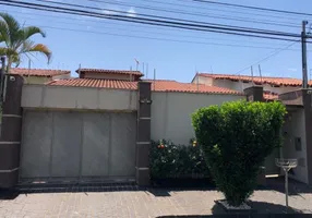 Foto 1 de Casa com 3 Quartos à venda, 185m² em Vigilato Pereira, Uberlândia