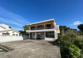 Foto 1 de Casa com 4 Quartos para venda ou aluguel, 445m² em Vila Assunção, Porto Alegre