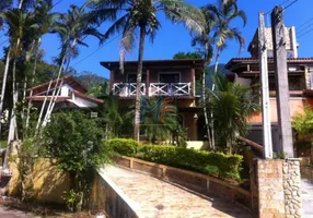 Foto 1 de Casa com 5 Quartos para venda ou aluguel, 360m² em Park Imperial, Caraguatatuba