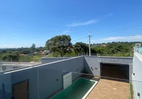 Foto 1 de Sobrado com 3 Quartos à venda, 170m² em Parque das Flores, Goiânia