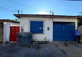 Foto 1 de Casa com 4 Quartos para alugar, 200m² em Acarape, Teresina